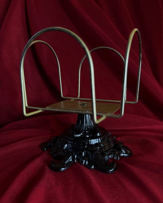 Ornate Pedestal Holder