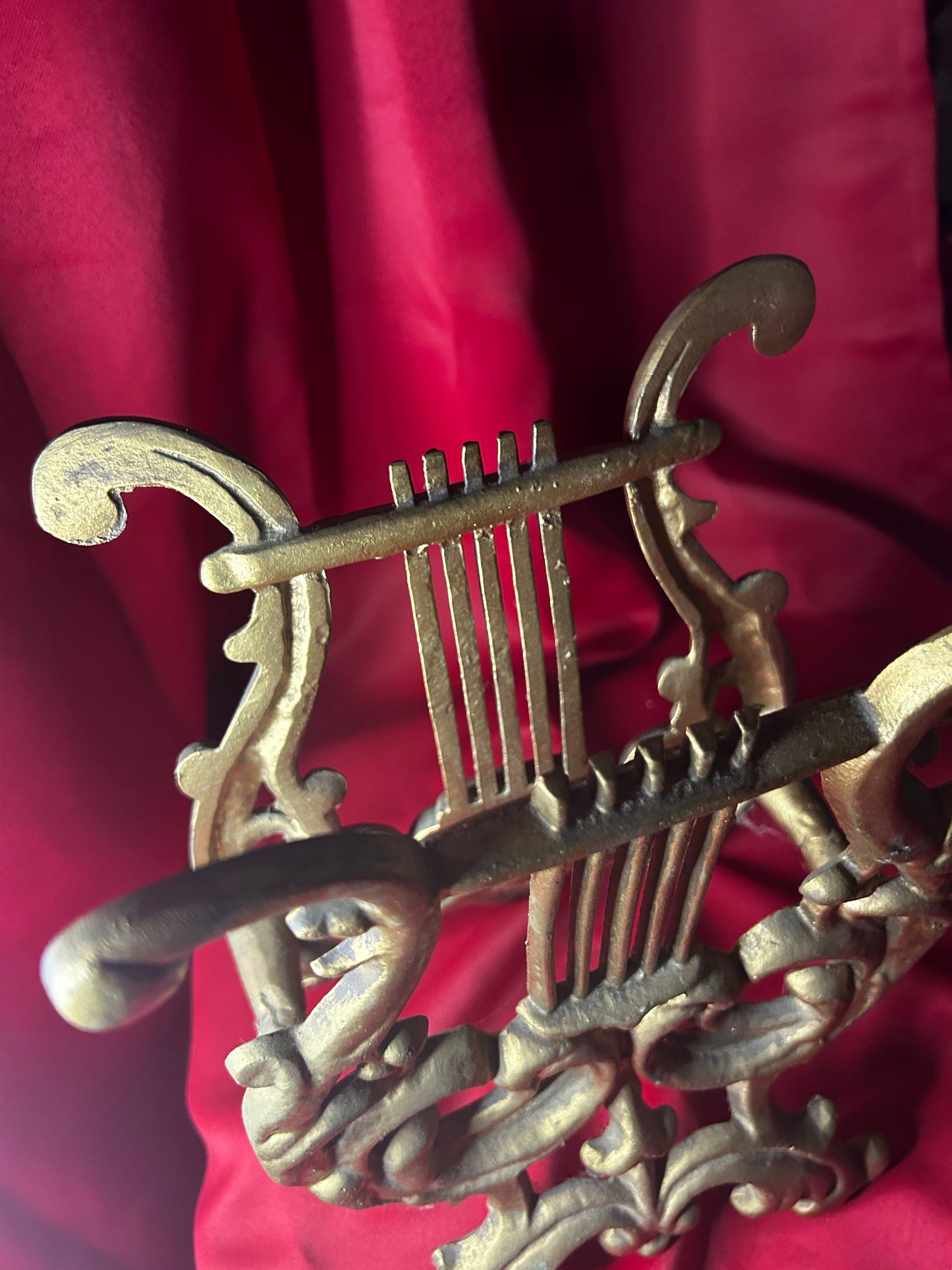 Vintage Gold Cast Metal Harp Style Rack