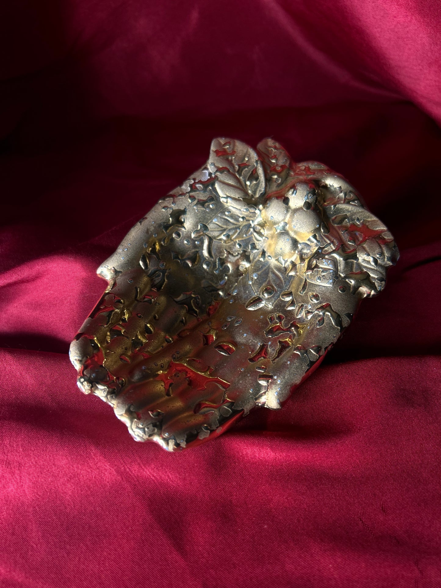 Weeping Bright 22k Gold Hand Trinket Dish