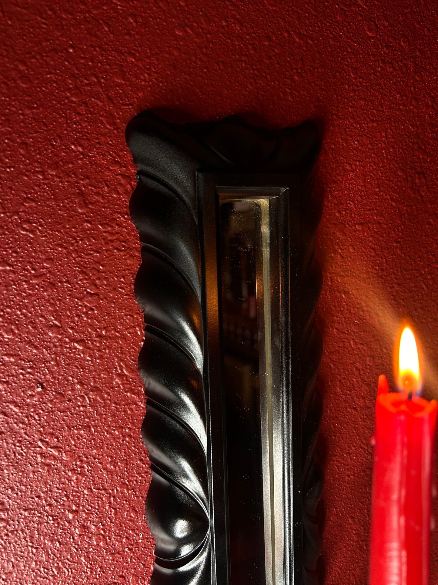 Single Gothic Mirrored Candleholder
