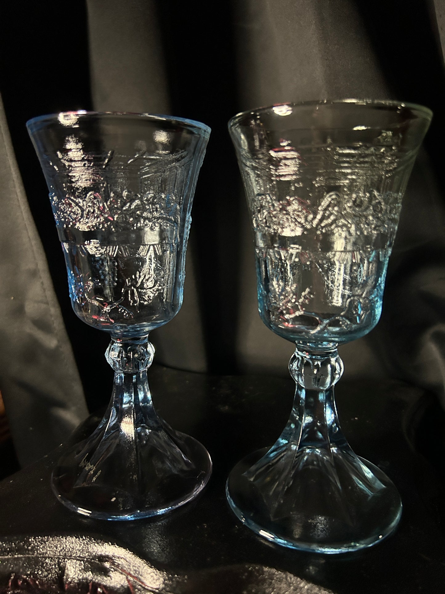 Vintage Blue Tiara Glass Last Supper Single Goblet