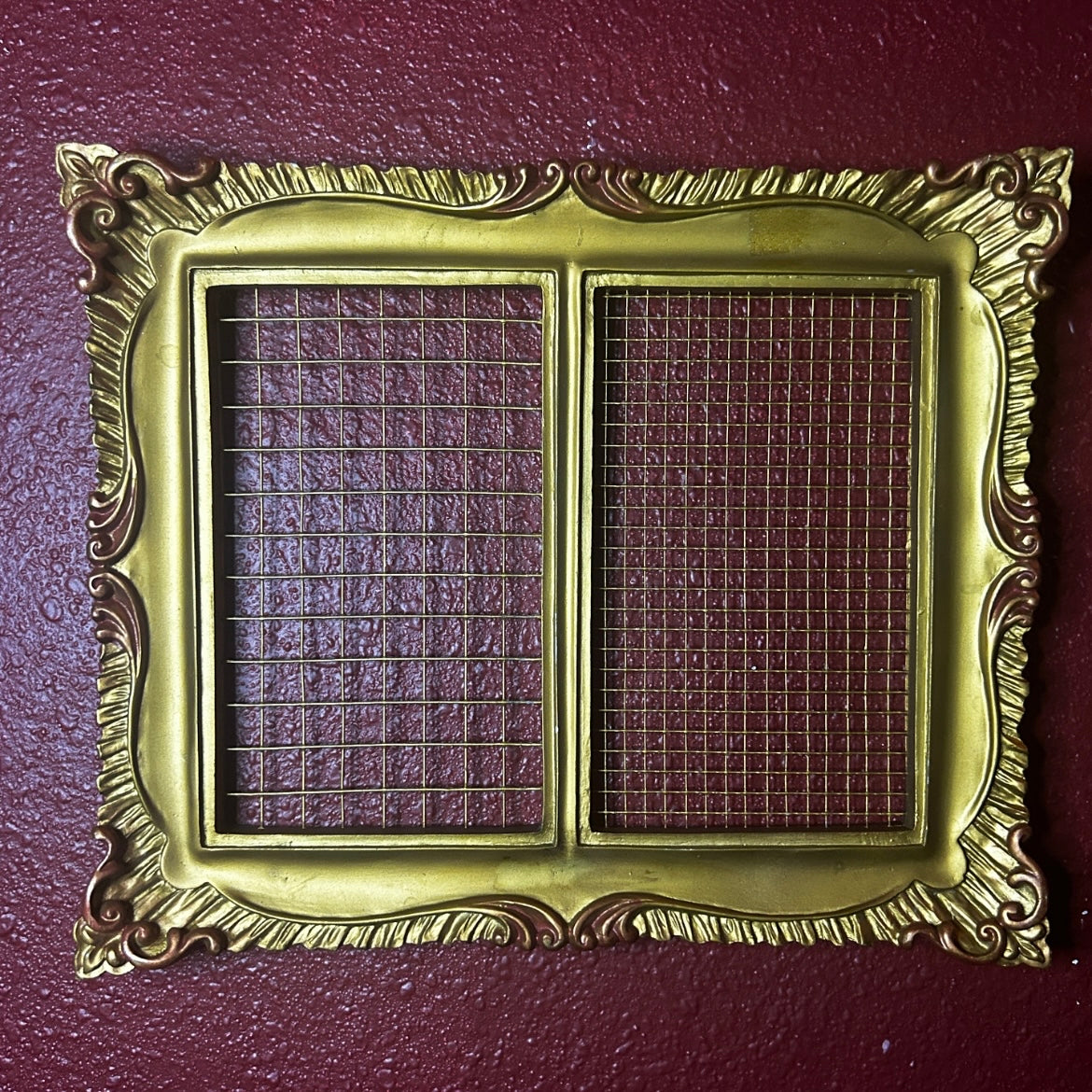 Gold Frame Earring Holder