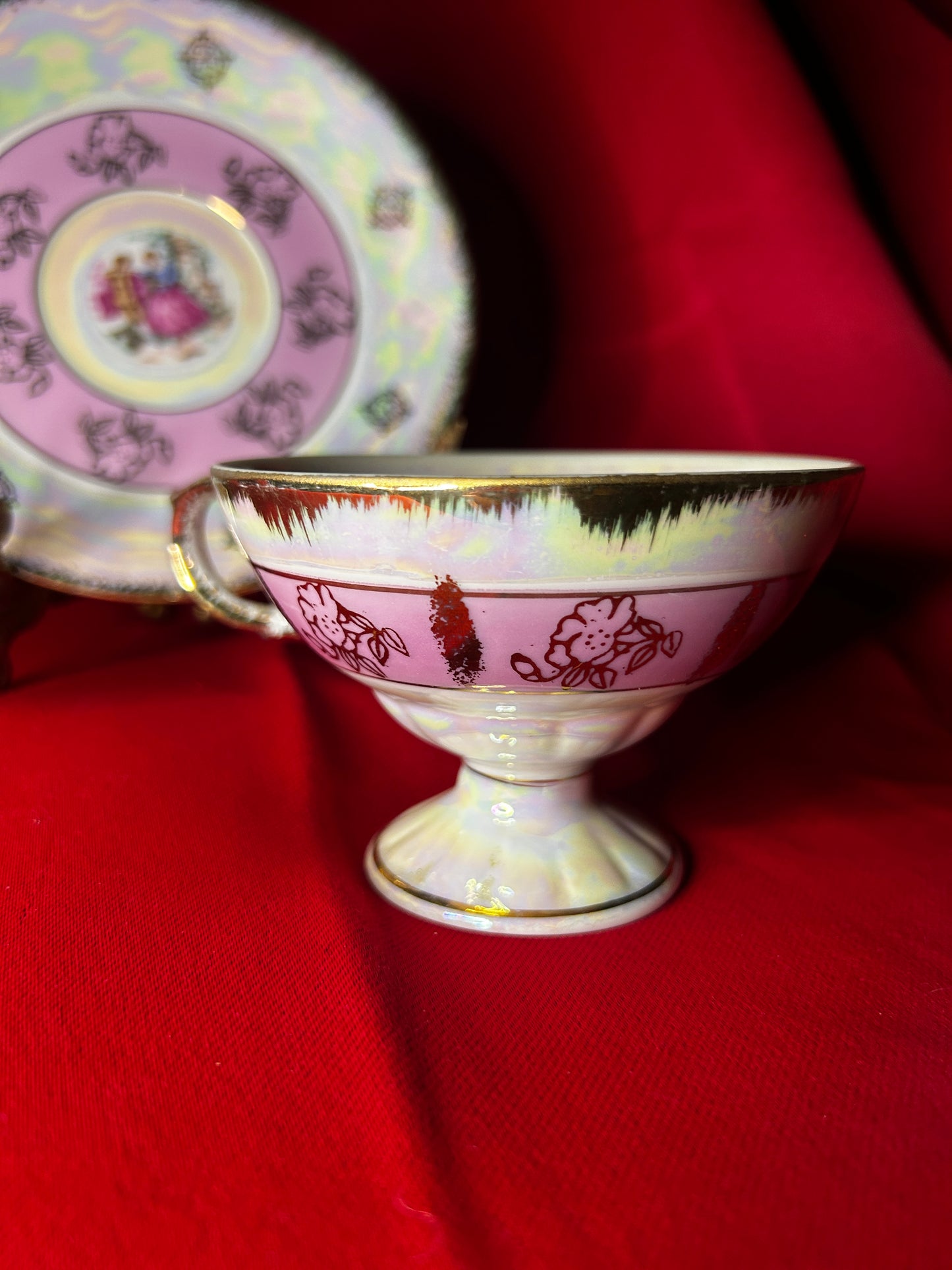 Iridescent Courting Couple Teacup & Saucer Set
