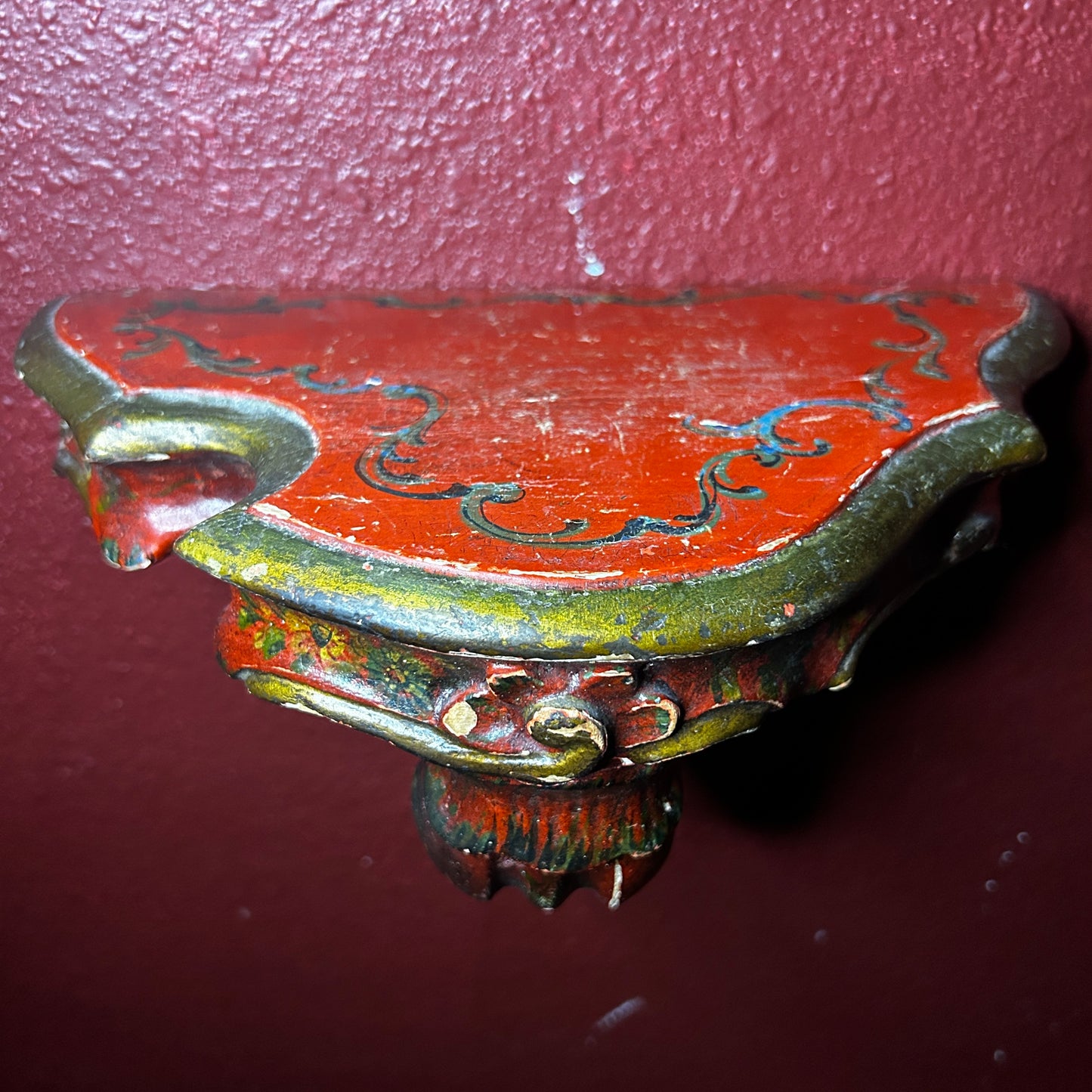Red & Gold Florentine Style Shelf