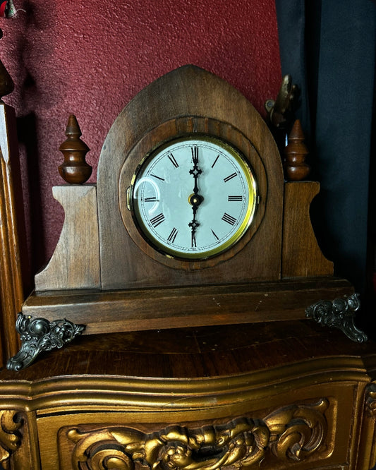 Cathedral Style Mantel Clock