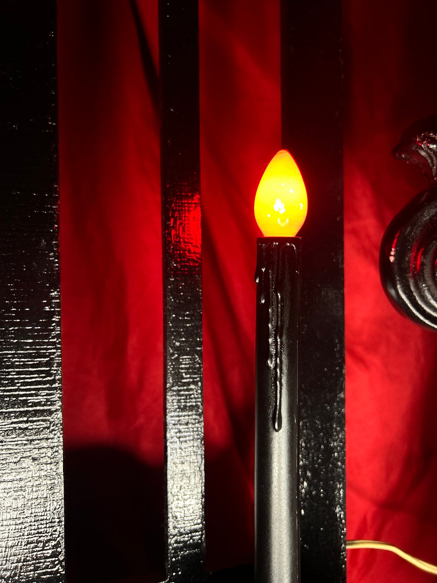 Single Gothic Electric Candle