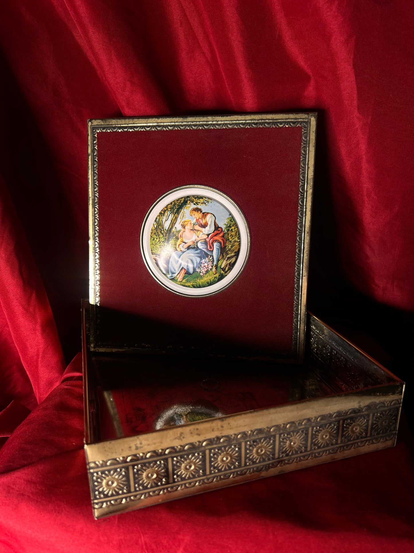 Tin Box Lovers Scene Made in Western Germany"