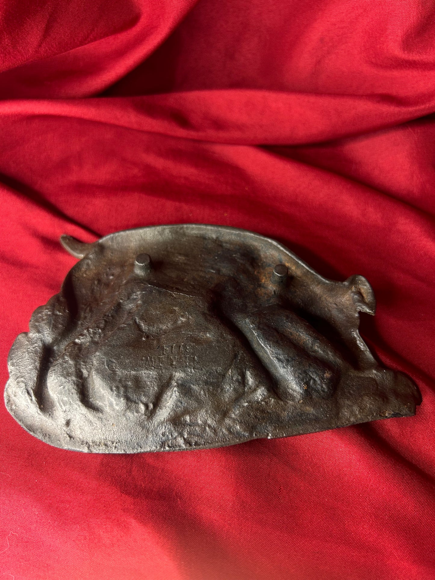 Cast Iron Dog Catching Rat Trinket Dish