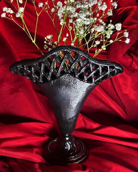 Gothic Fan Vase