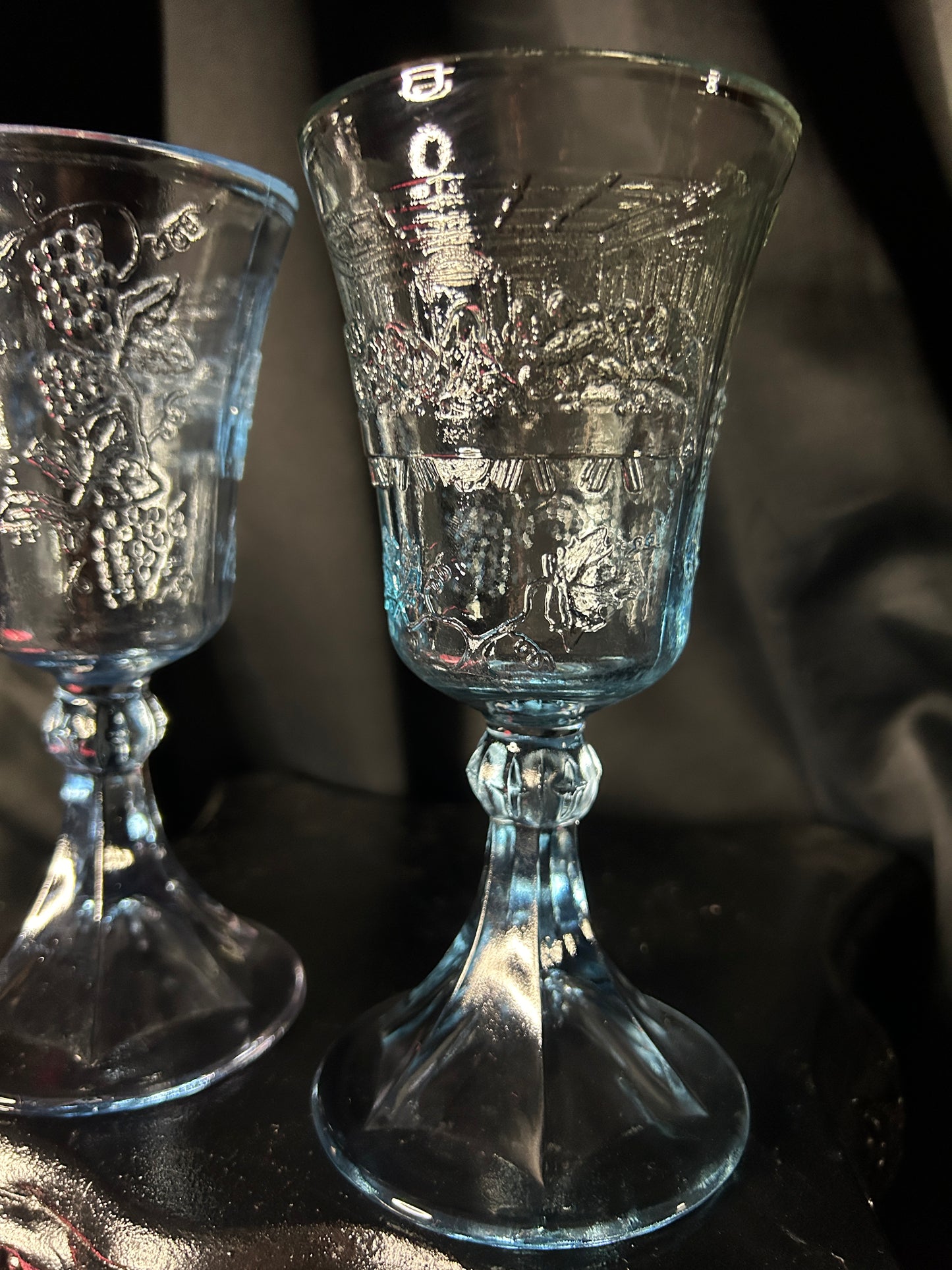 Vintage Blue Tiara Glass Last Supper Single Goblet