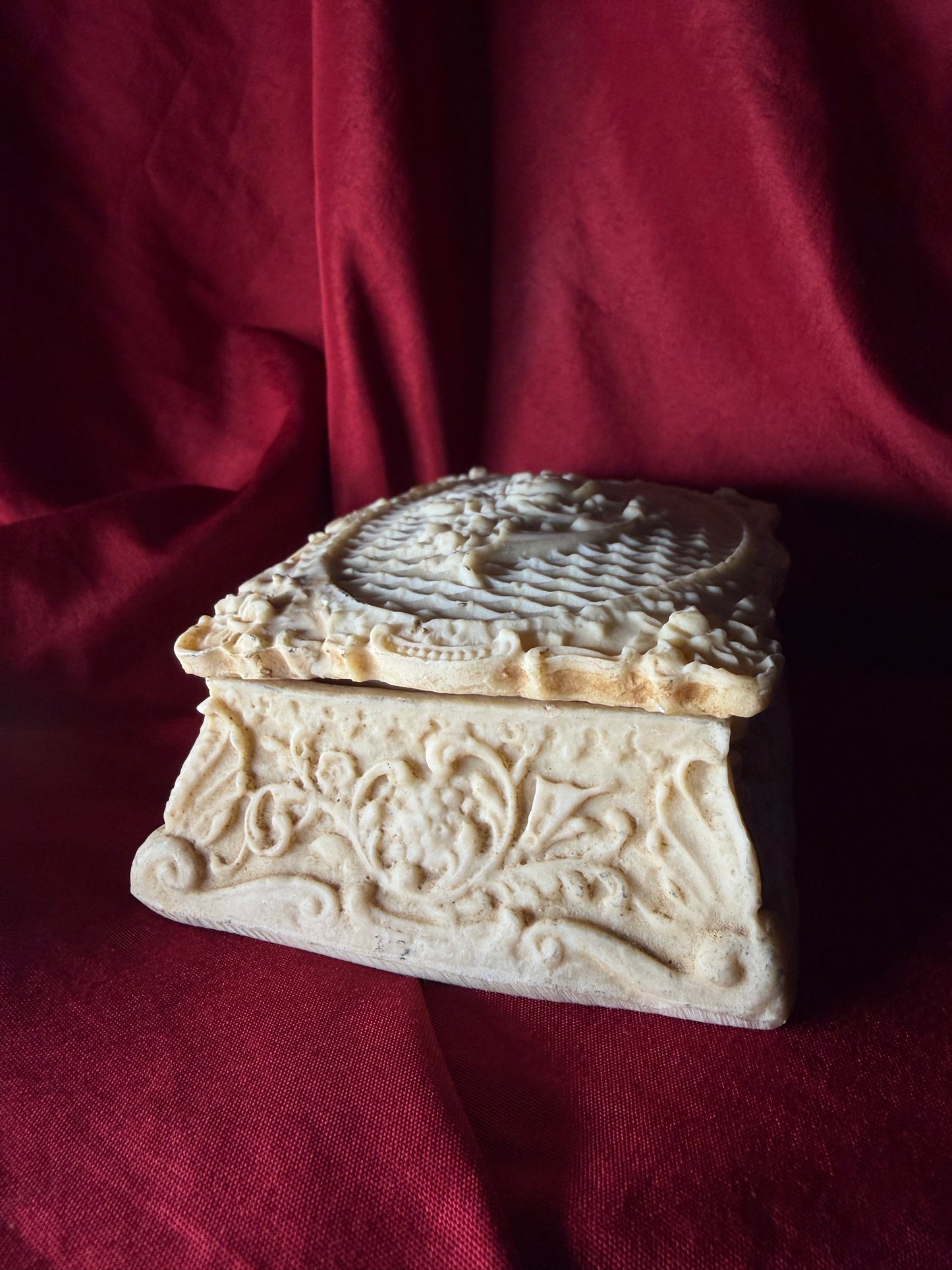 Vintage Resin Rose Detail Trinket Box