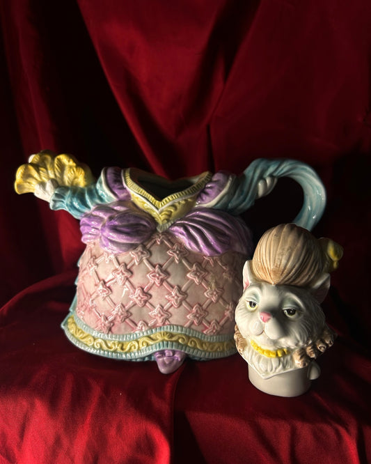 Marie Cattoinette Teapot