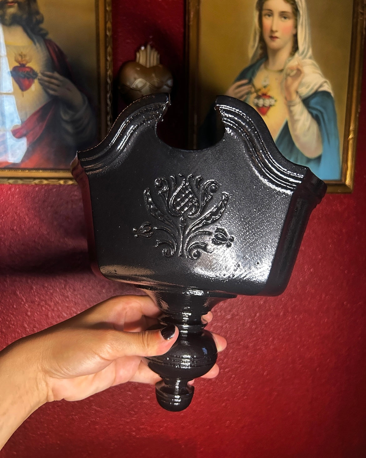 Gothic Wall Pocket