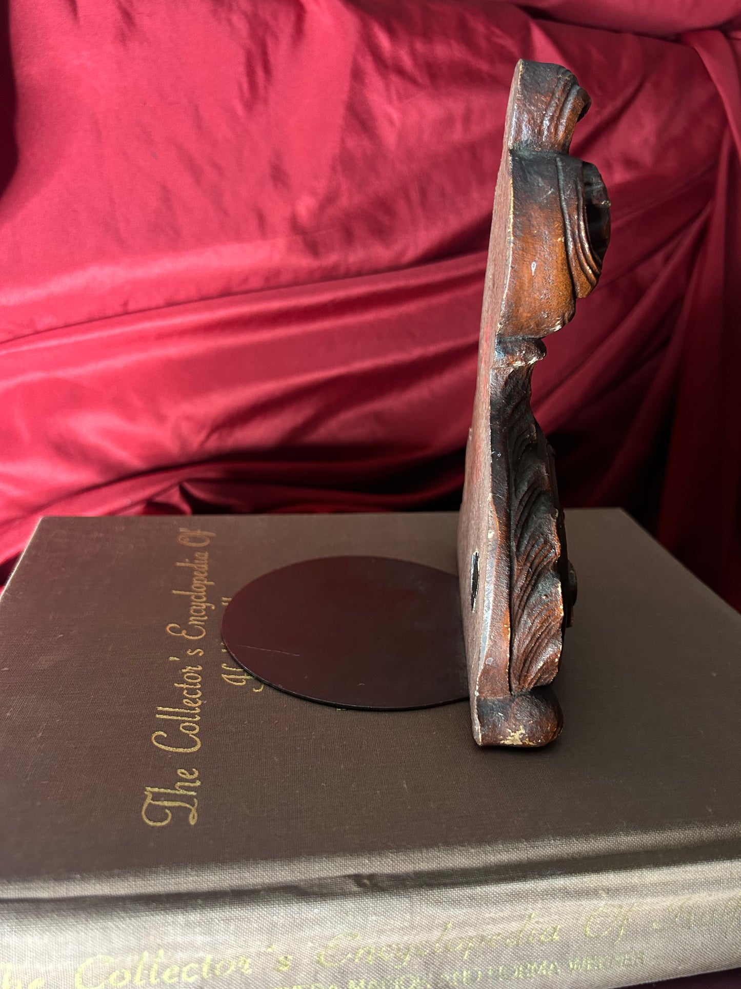 Syroco Single Ornate Bookend