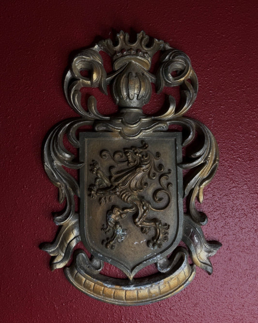 Lion Shield Wall Plaque