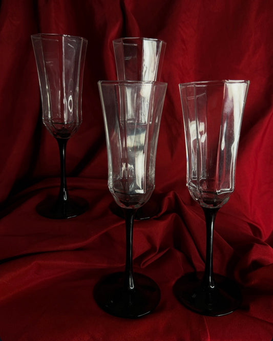 Set of 4 Arcoroc Black Stem Champagne Flutes