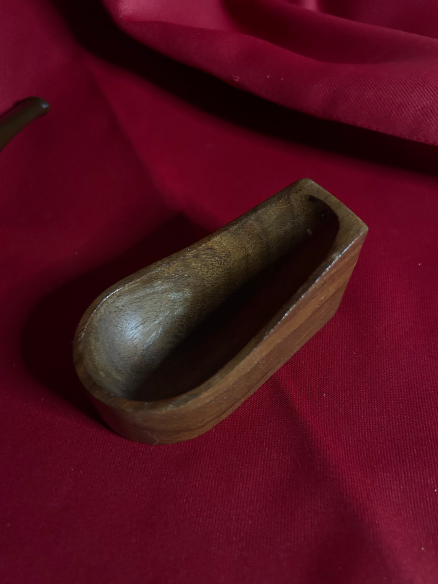 Wooden Pipe Holder