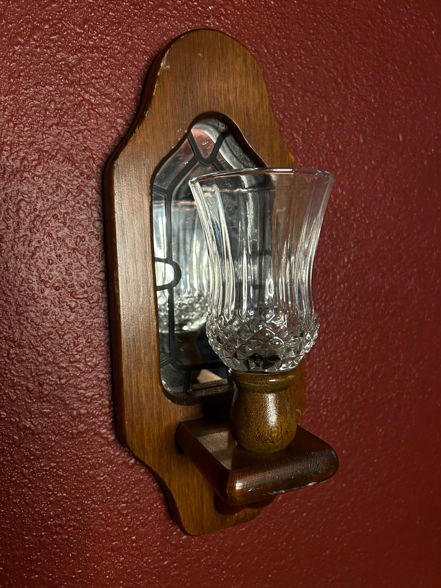 Single Wooden Cathedral Mirrored Candleholder