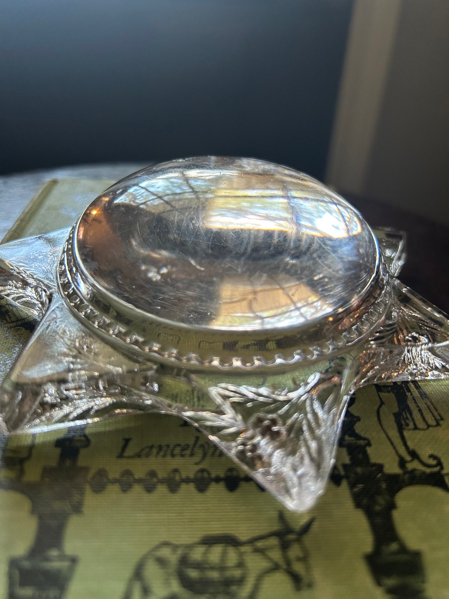 Victorian Magnifying Star