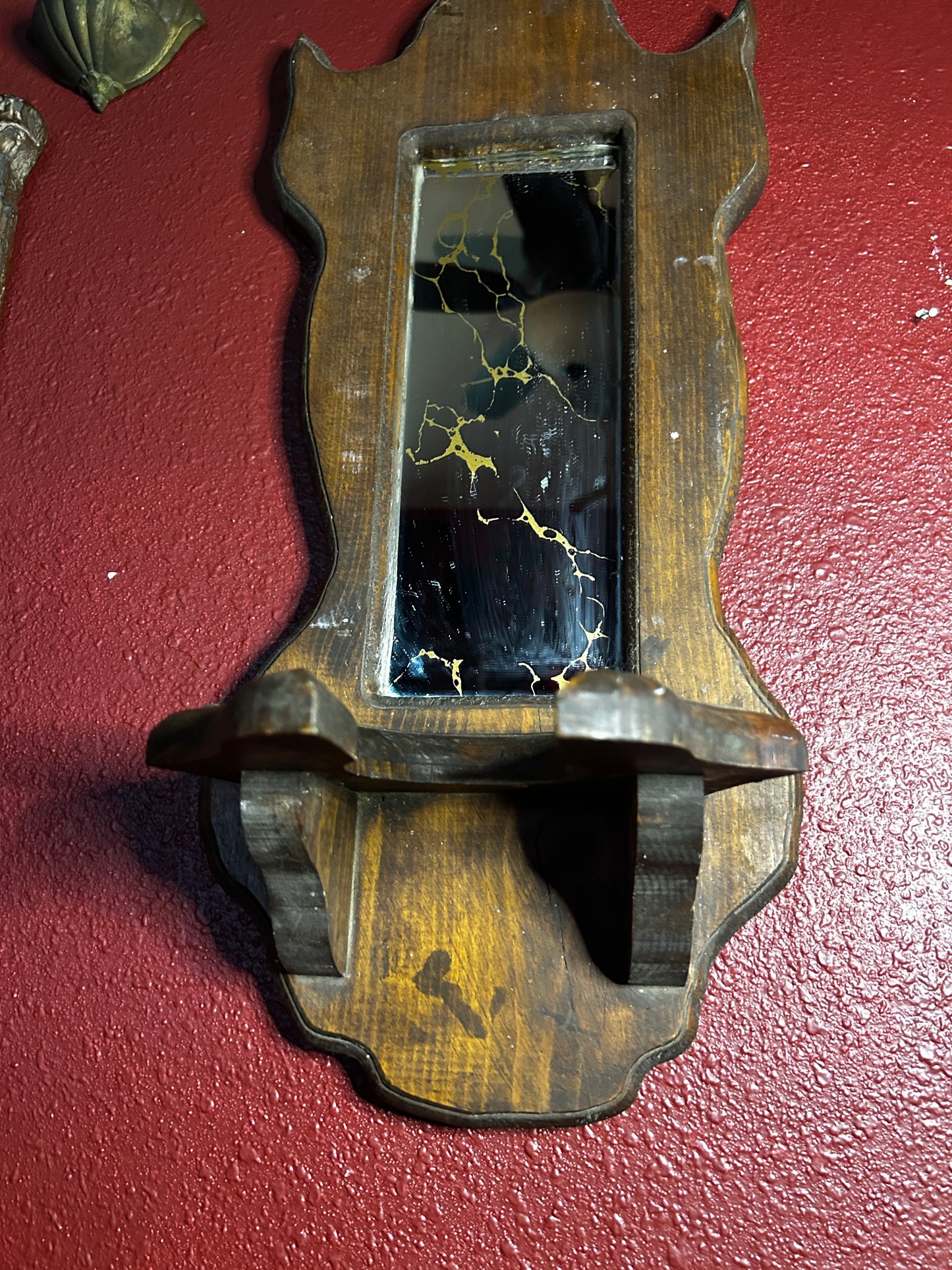 Green Oil Lamp with Mirrored Wooden Oil Lamp Holder