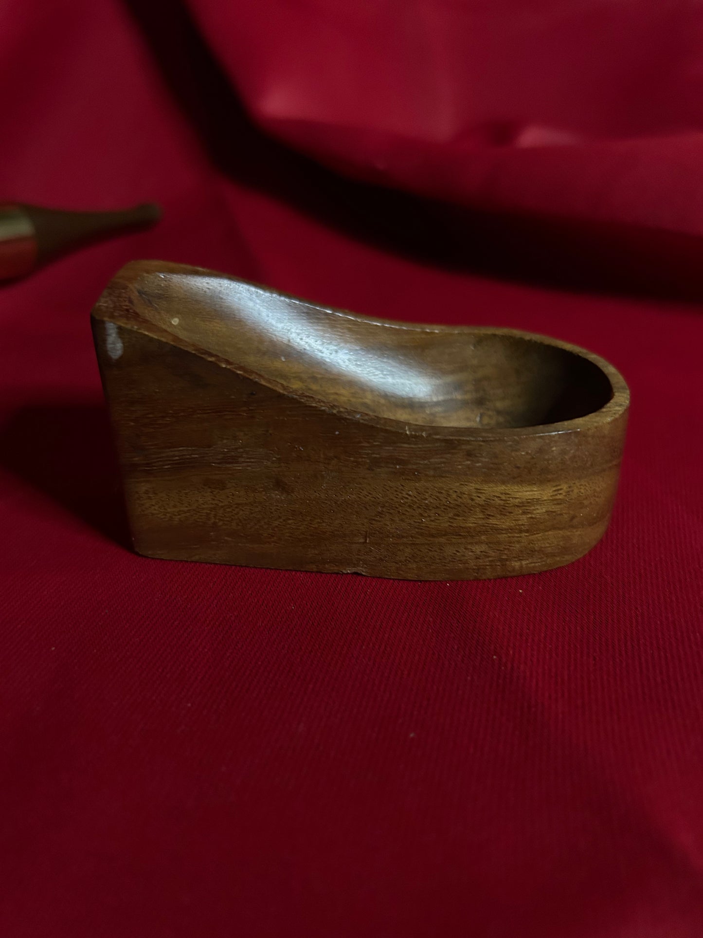 Wooden Pipe Holder