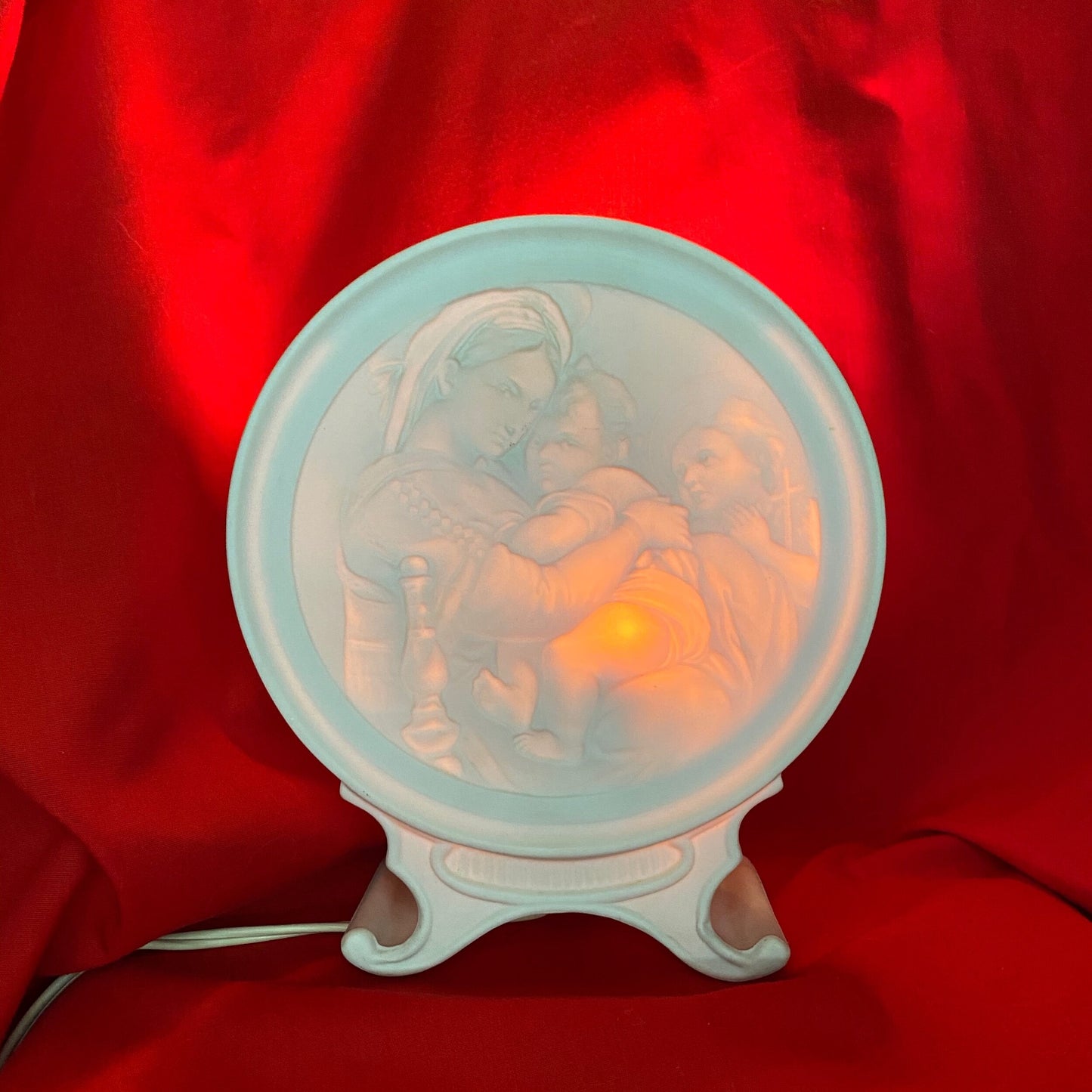 Vintage Madonna Della Seggiola Light