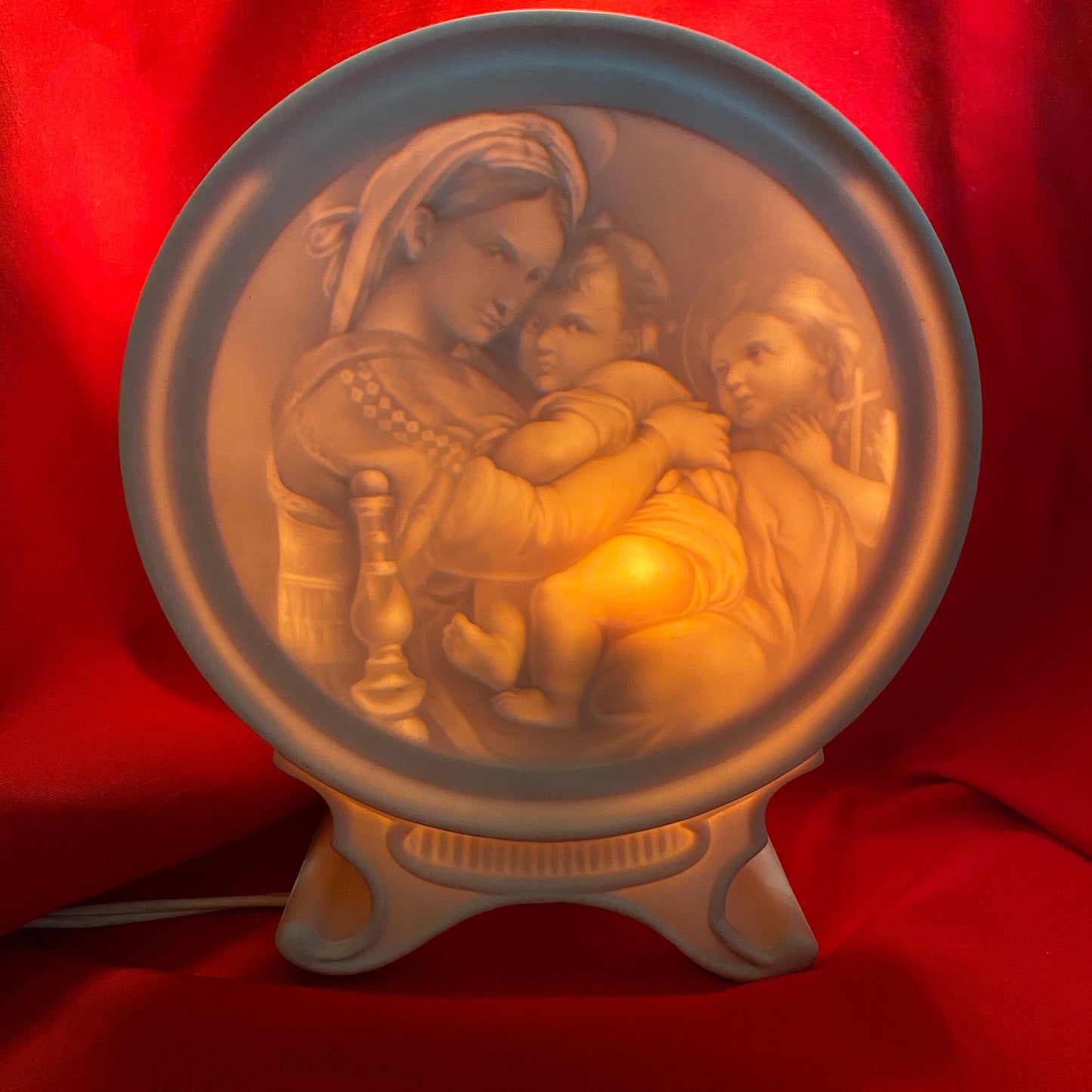 Vintage Madonna Della Seggiola Light