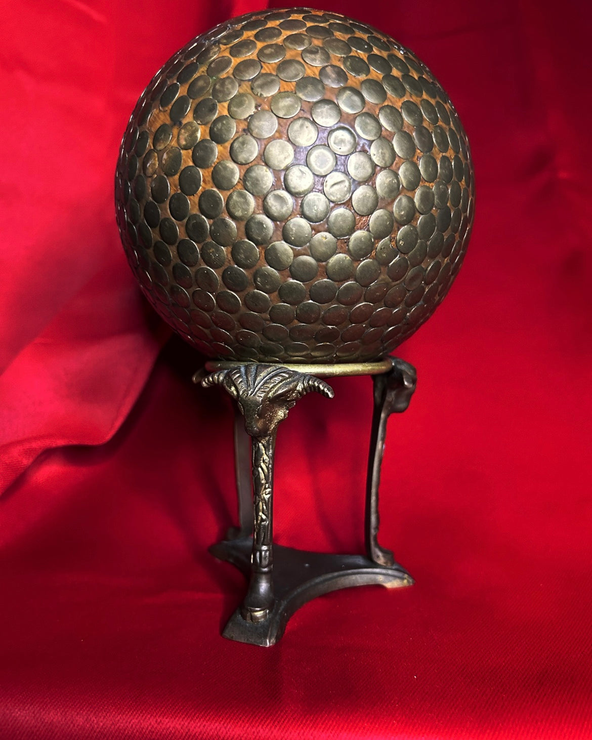 Ram Crystal Stand with Ball