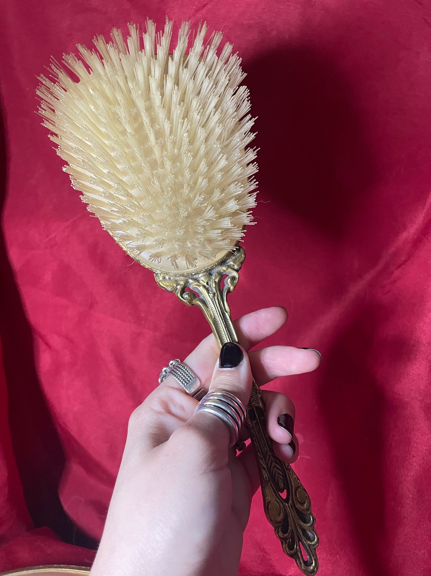 Set of Handheld Mirror and Brush