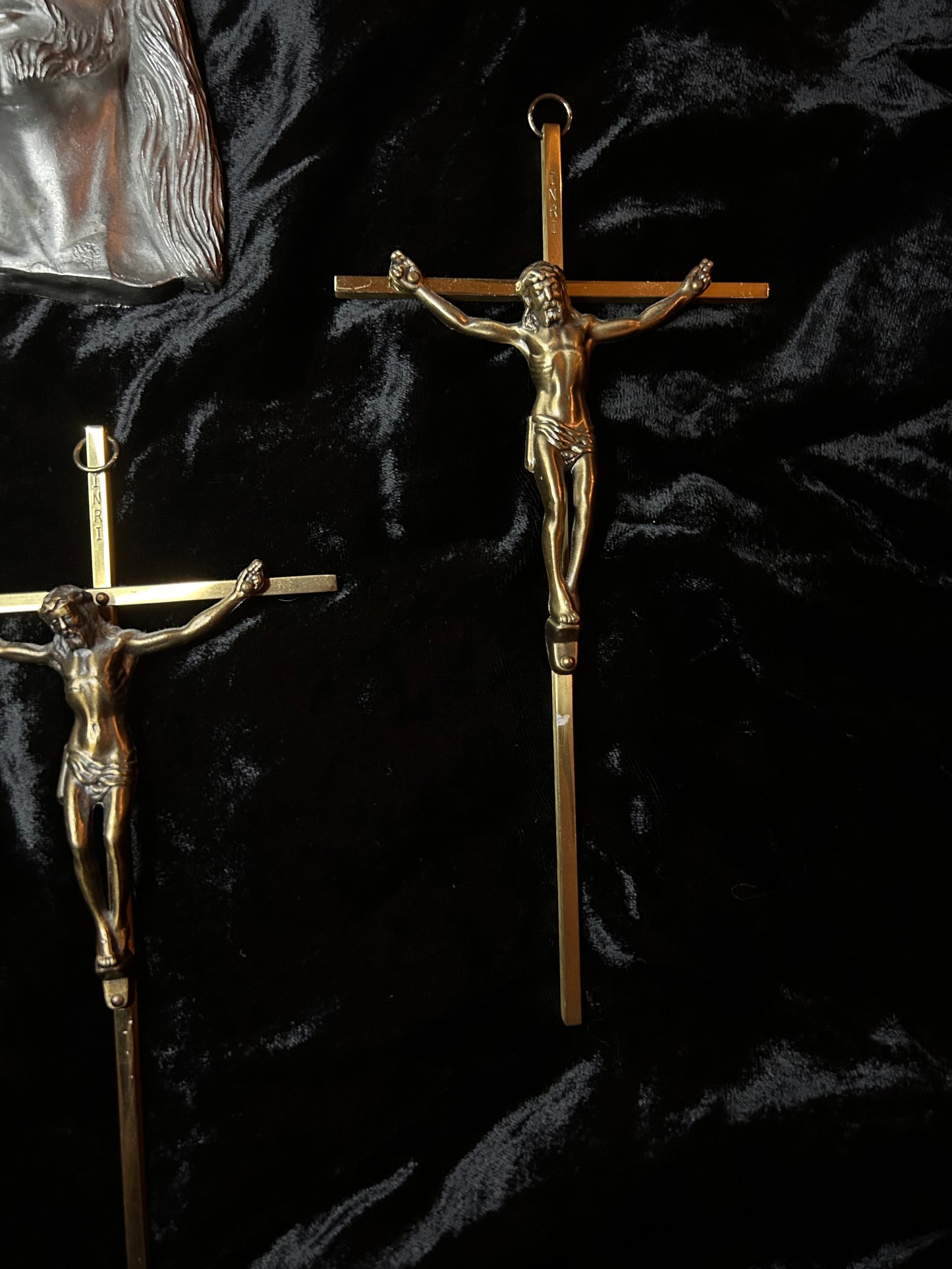 Single Metal Crucifix