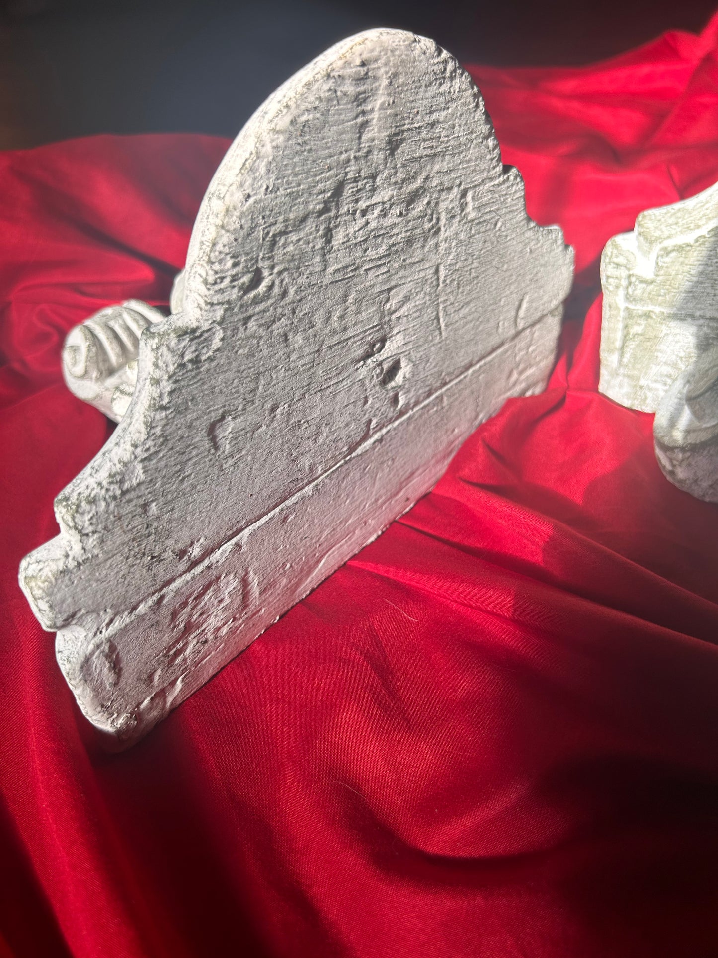 Single HEAVY Woman Shelf