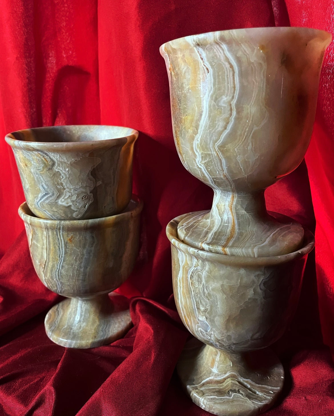 Single Onyx Like Goblet