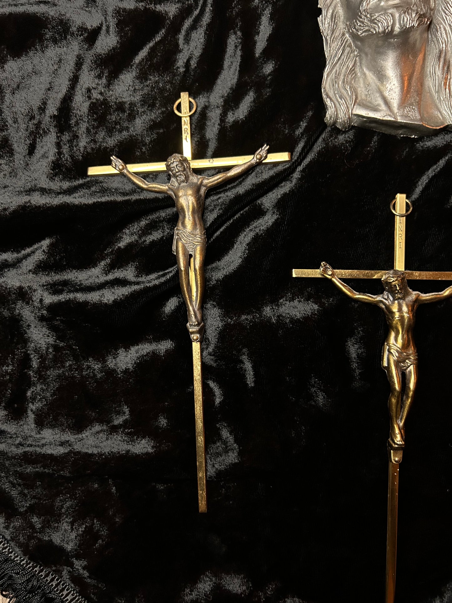 Single Metal Crucifix