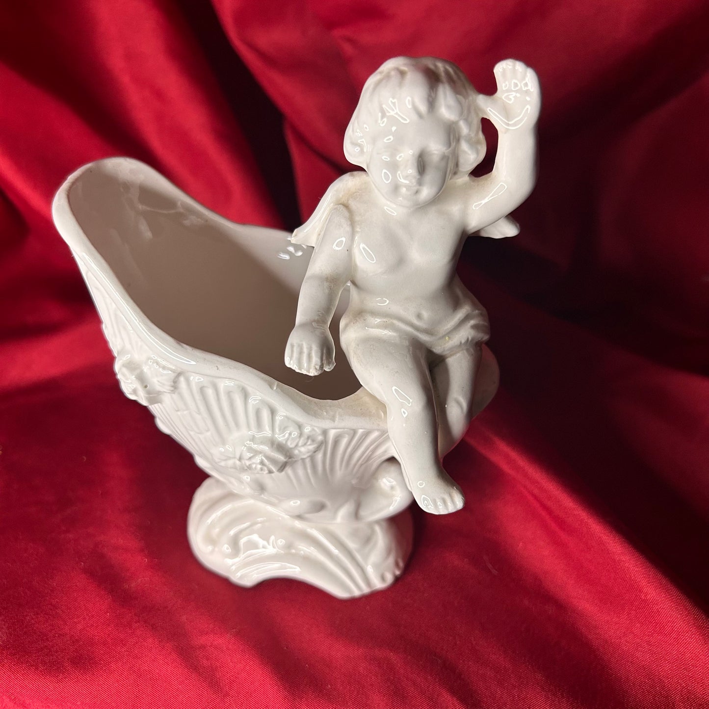 Cherub Pedestal Dish