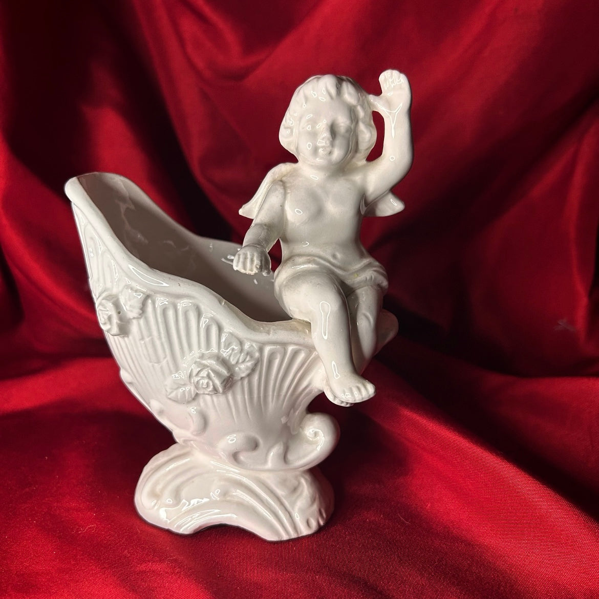 Cherub Pedestal Dish