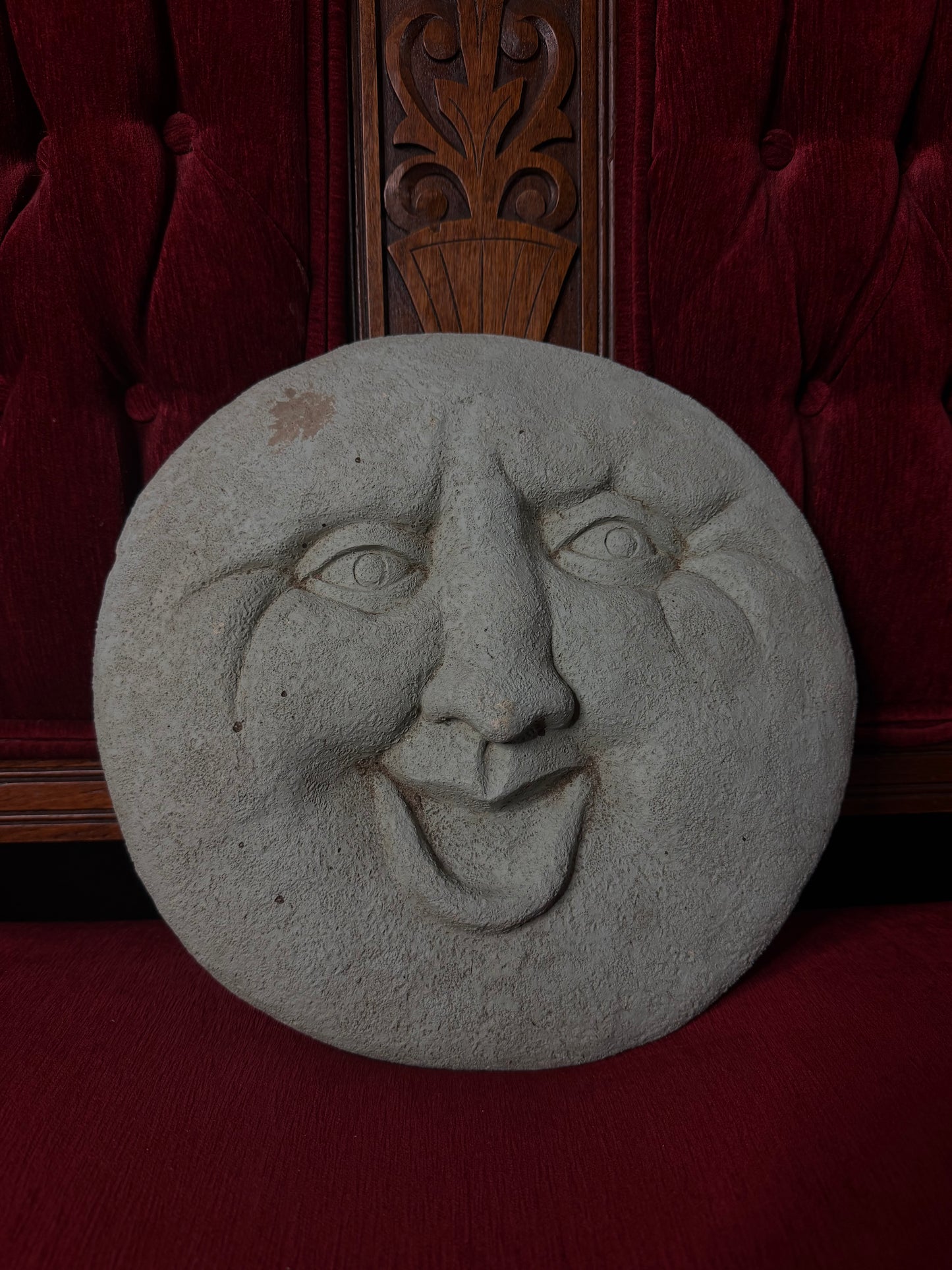 Single Moon Face Stepping Stone