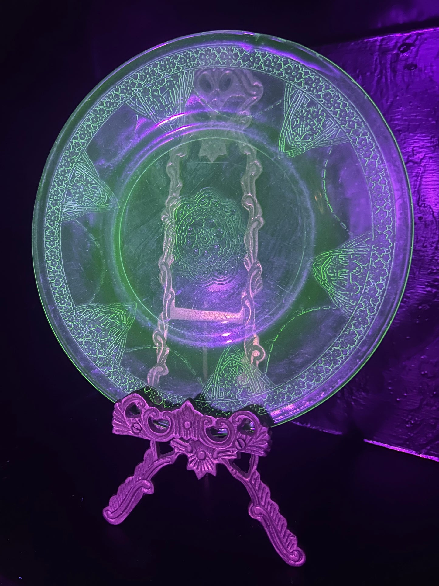 Single Uranium Plate Federal Georgian Lovebirds Scene