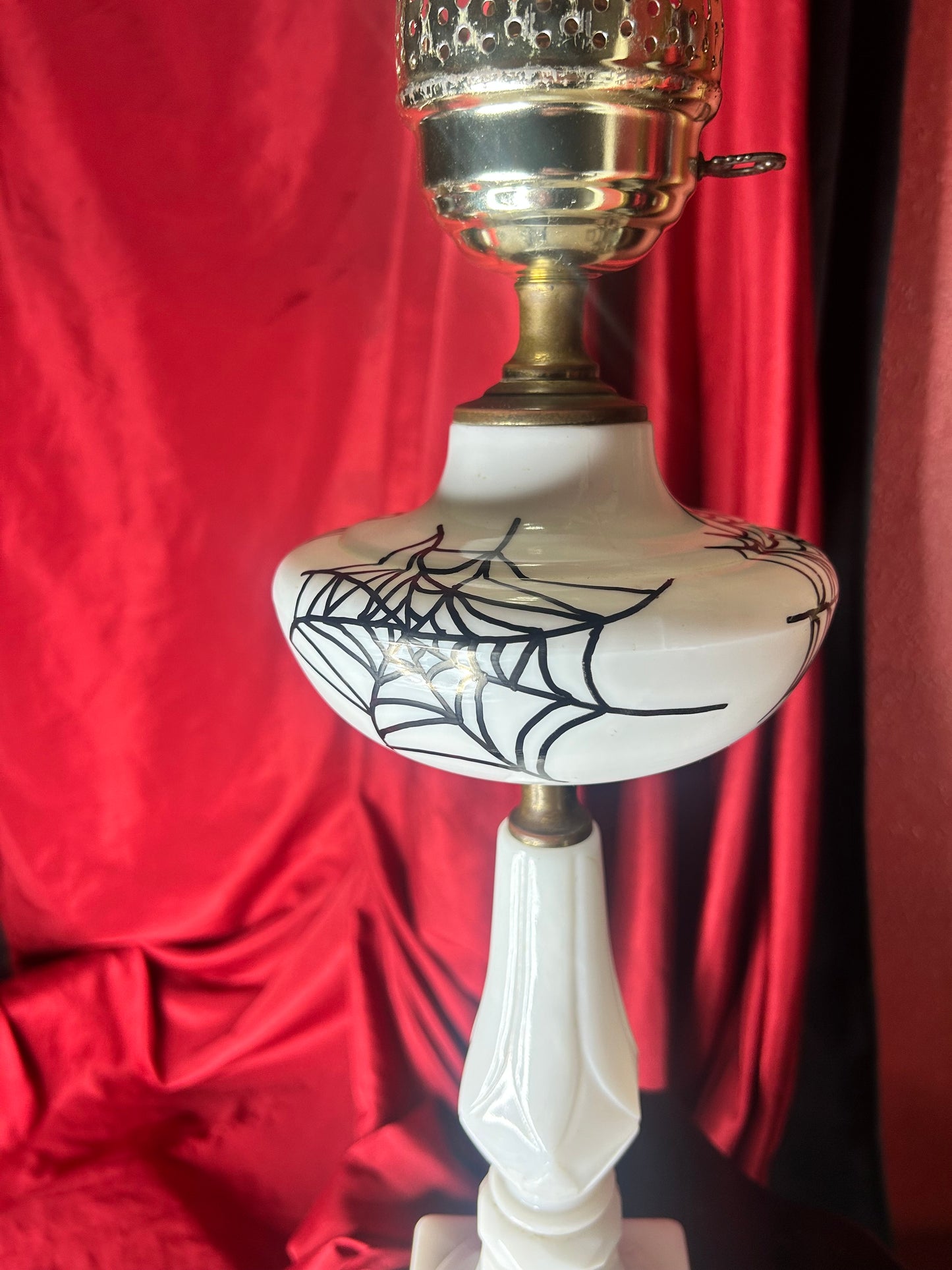 Tall Spiderweb Milkglass Lamp with Cross Lightbulb