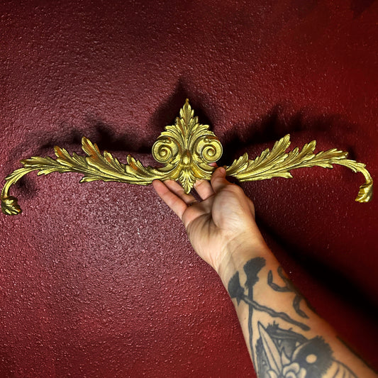 Vintage Appliqué/Over the Door Topper