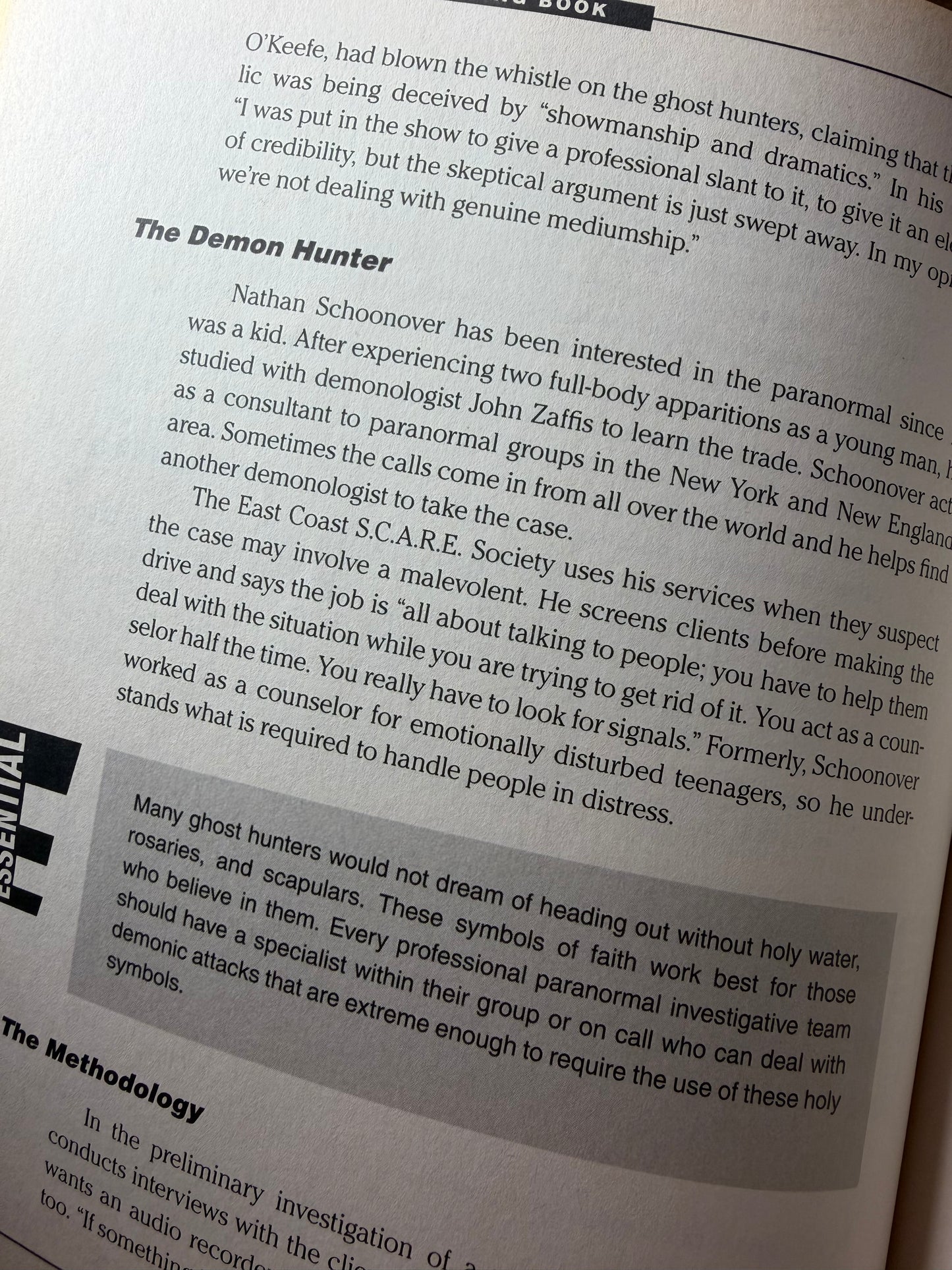 The Everything Ghost Hunting Book: Tips, tools, and Techniques for Exploring the Supernatural World
