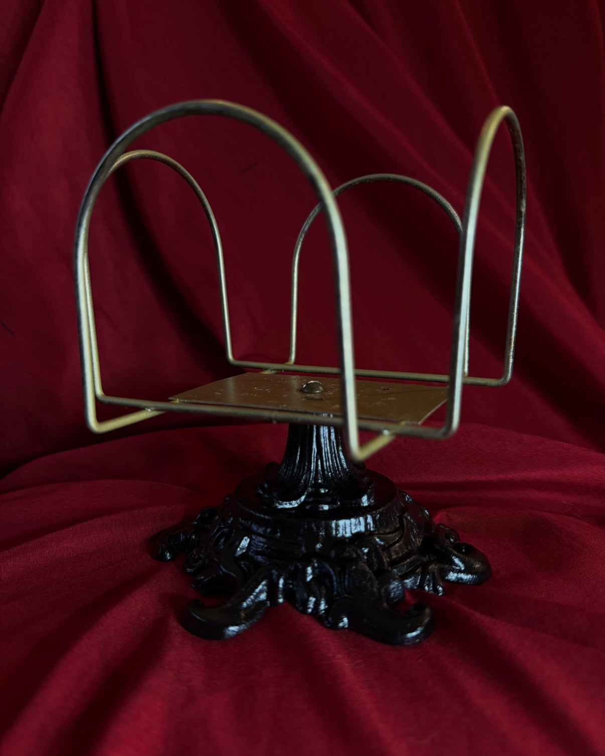 Ornate Pedestal Holder