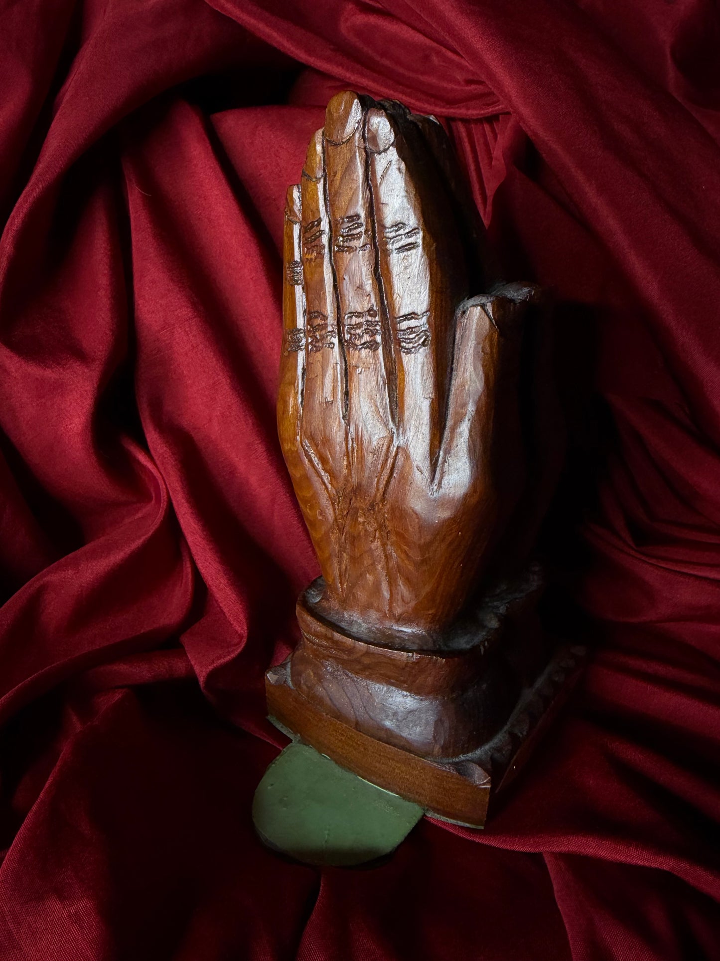 Prayer Hands Single Bookend