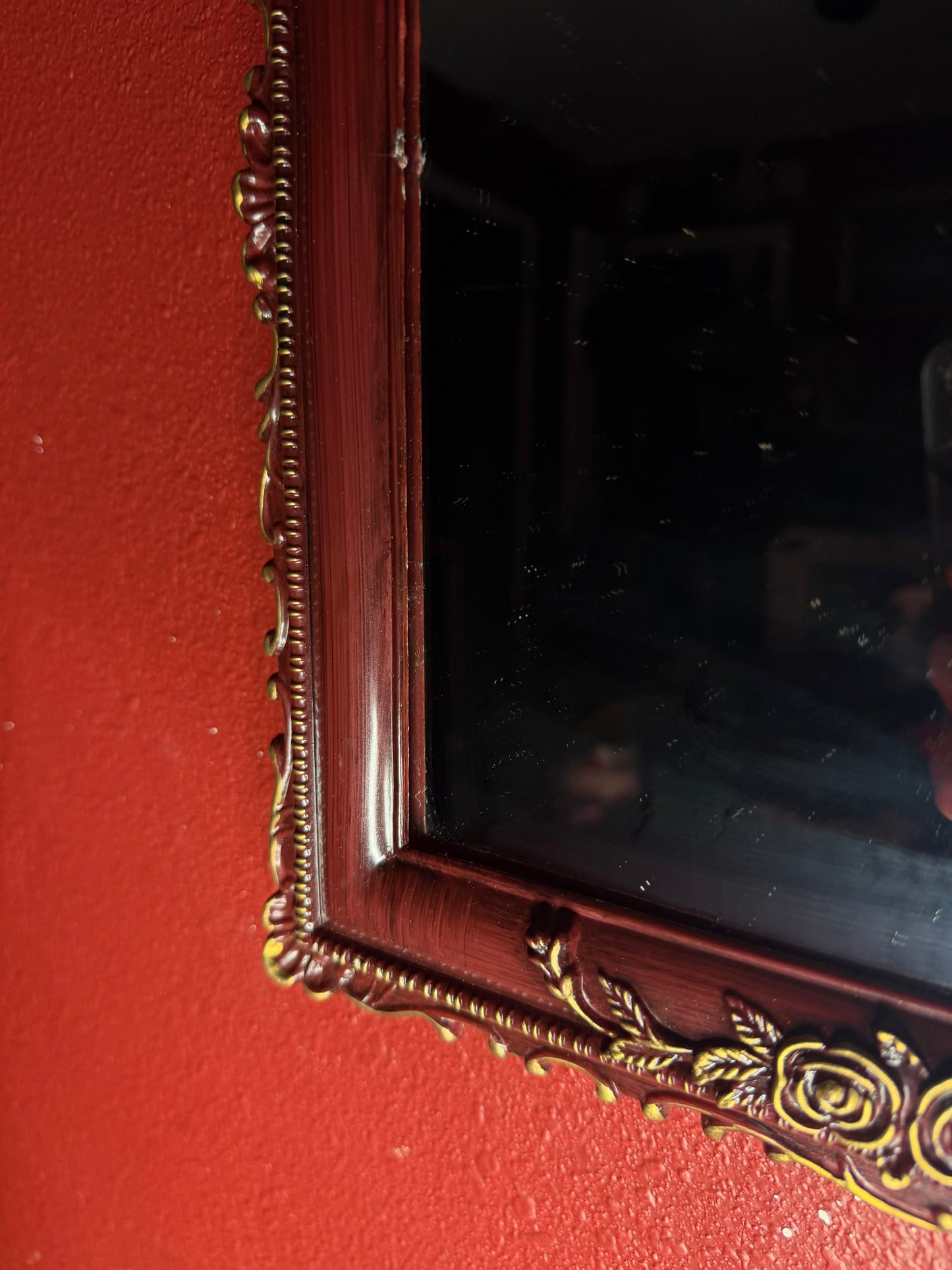 Rose Detail Arched Mirror