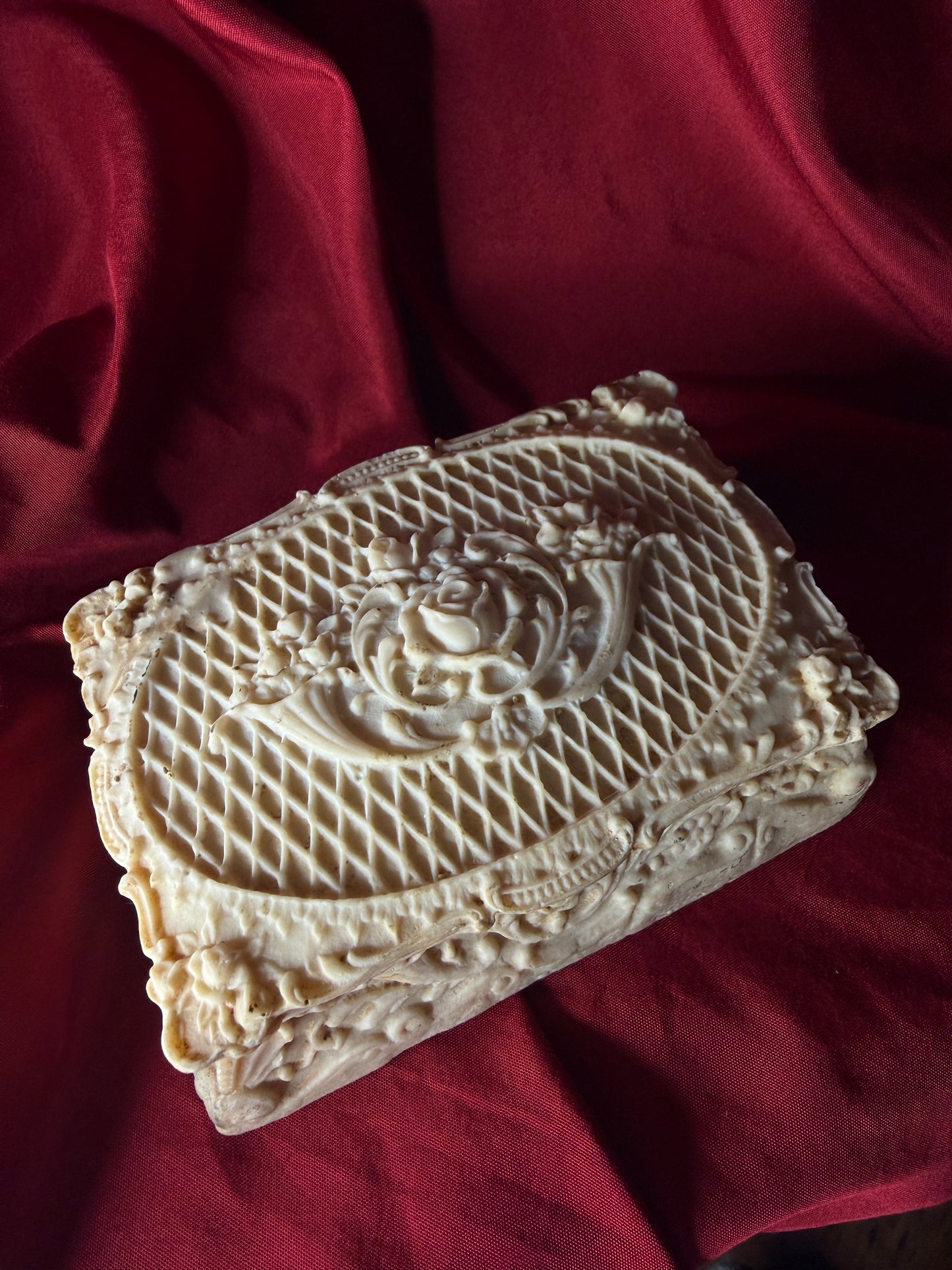 Vintage Resin Rose Detail Trinket Box