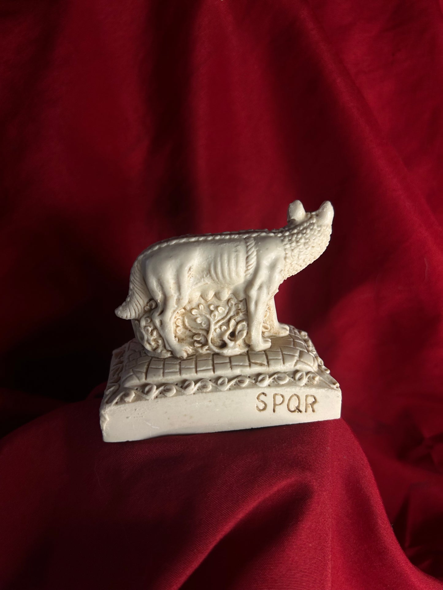 She-Wolf Romulus & Remus Statue