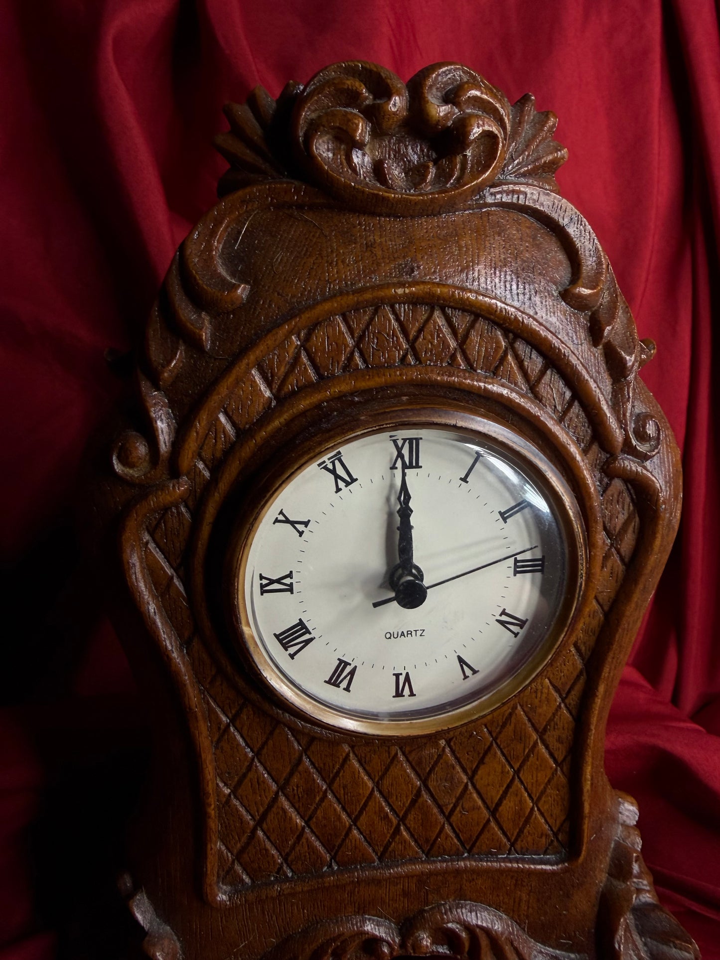 Vintage CBK Ltd Ornate Engraved Wood Quartz Clock