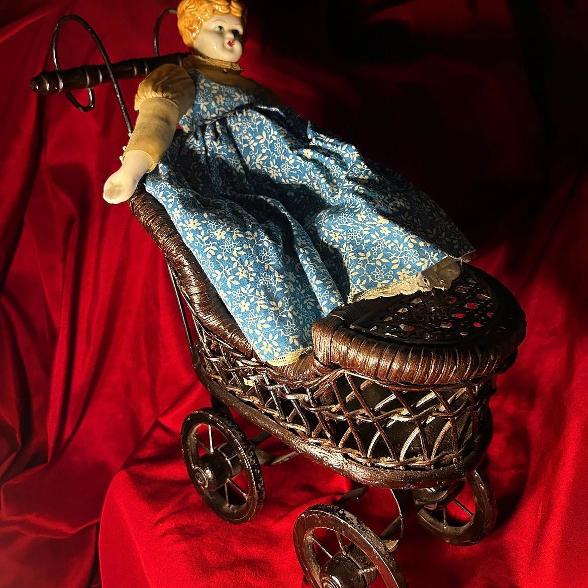 Vintage Doll Carriage Buggy