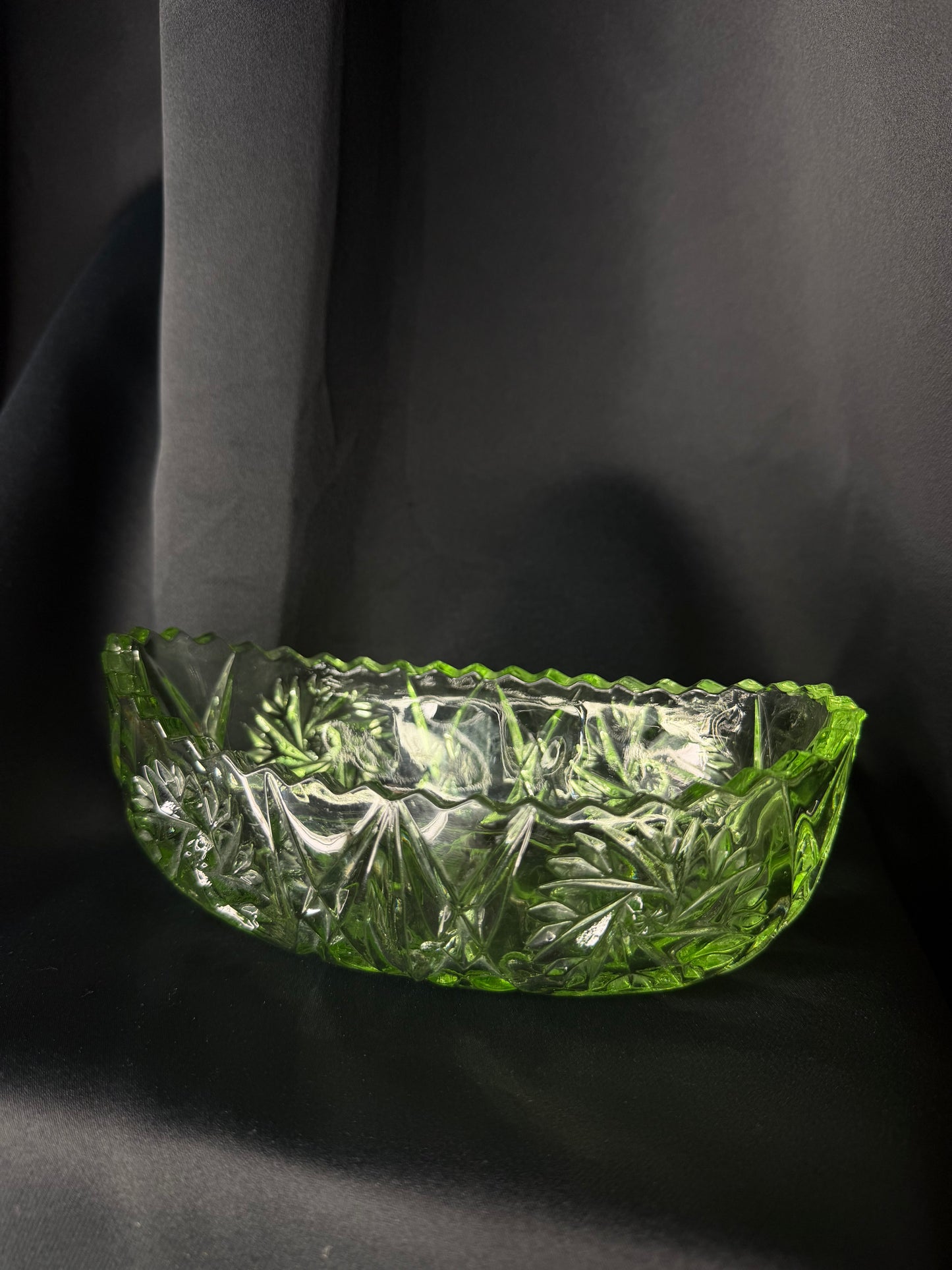 Tiara Glass Bowl