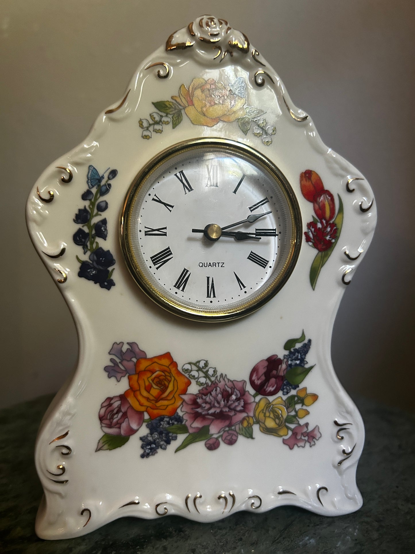 Ceramic Floral Quartz Clock
