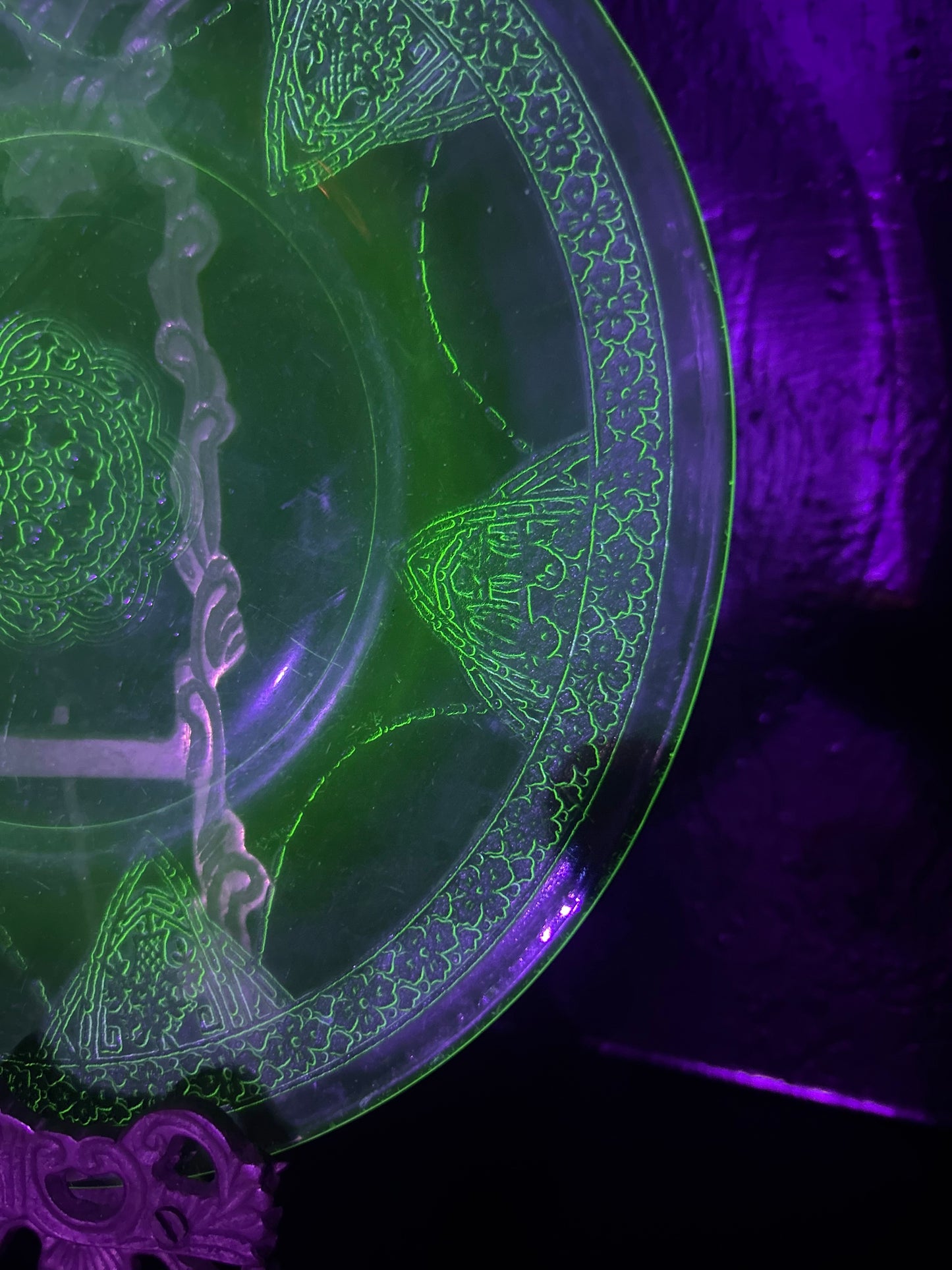 Single Uranium Plate Federal Georgian Lovebirds Scene